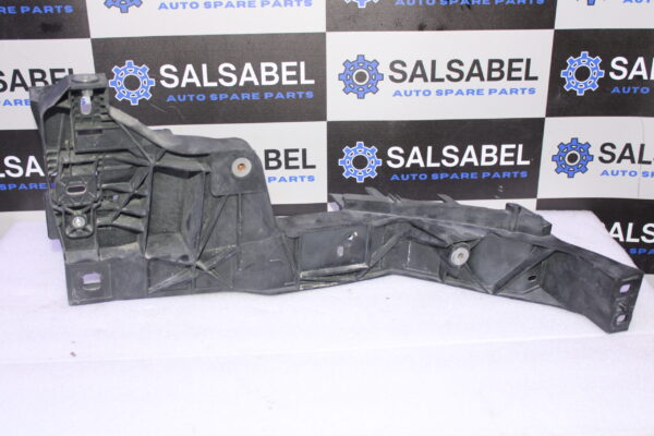 Audi Q8 Mounting For Main Beam Headl Right 4M8805608A