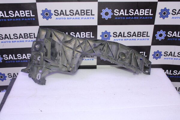 Audi Q8 Mounting For Main Beam Headl Right 4M8805608A