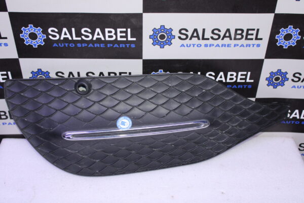 Mercedes Benz Cover Grille 1678855702