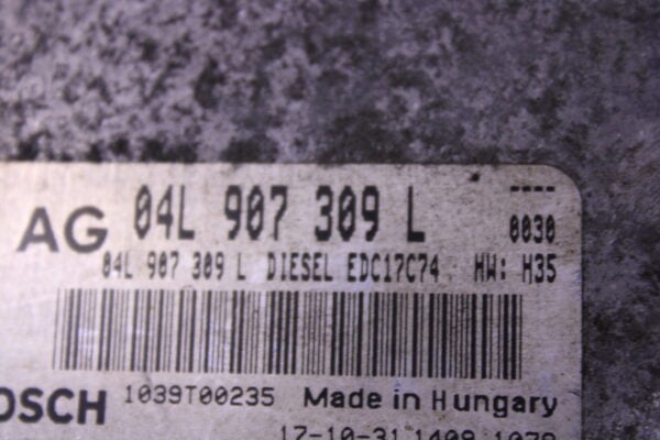 Audi A4 Engine Control Unit 04L907309L - Image 2