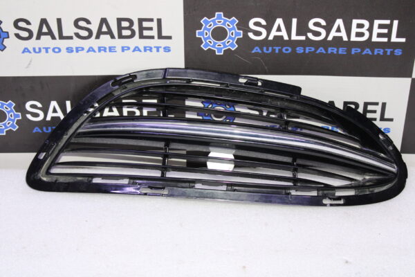 Mercedes Benz Grille 2228850324