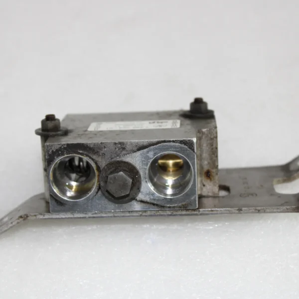 BMW M2 M3 M4 Thermostat oil cooler line 17227592723