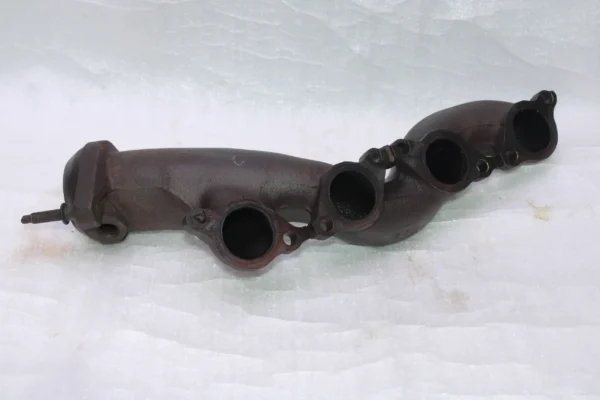 Jaguar Xf Right Passenger Side Exhaust Manifold Rf-8W939430-Bb