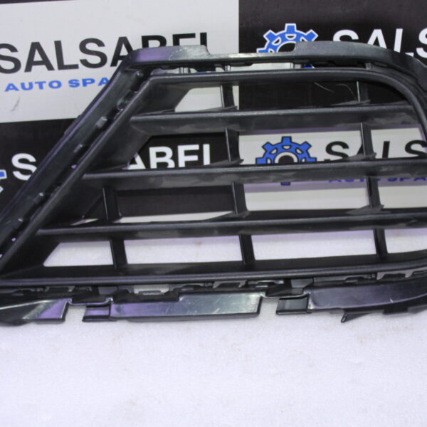 VOLKSWAGEN VENT GRILLE 7P6853666B