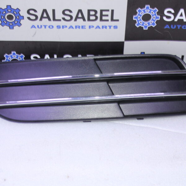 AUDI A6 GRILLE 4GD807681