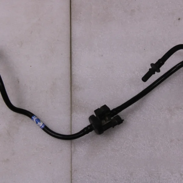 LAND ROVER JAGUAR PURGE SOLENOID VALVE PIPE 8W939C915AA