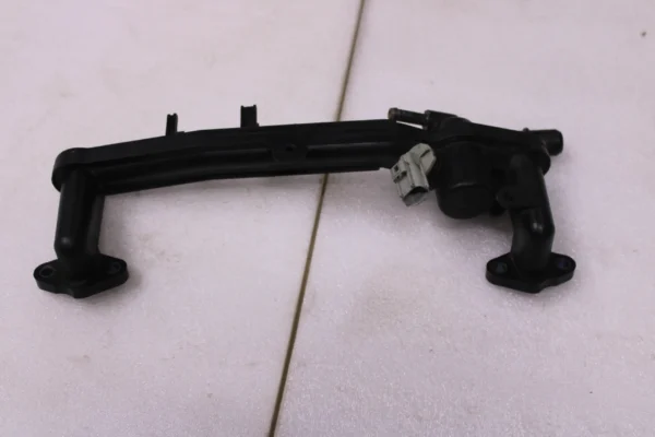 Land Rover Range Rover Coolant Outlet Flange 8W9318N348Ab