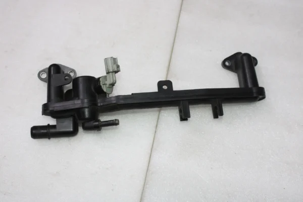 Land Rover Range Rover Coolant Outlet Flange 8W9318N348Ab