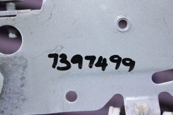 Bmw X3 X4 G01 G02 Front Left Bonnet Hinge 7397499 - Image 2