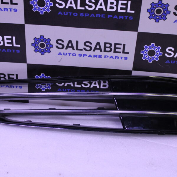 AUDI A8 GRILLE 4H0807680M