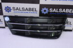 AUDI A4 AIR GUIDE GRILLE 8W0807681