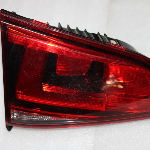 Volkswagen Golf 2016 Rear left tailgate headlights 5GM945093B