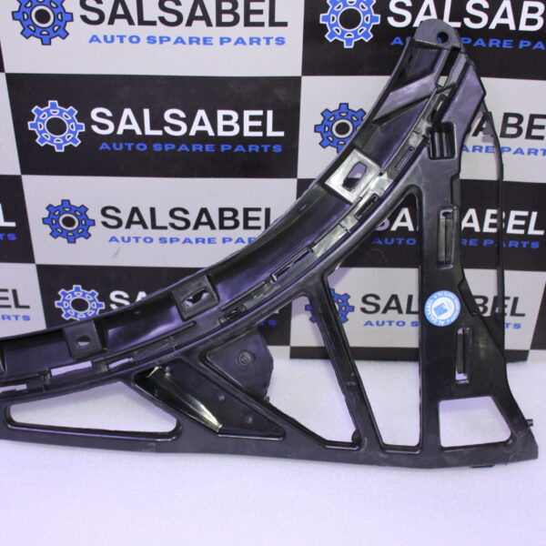 PORSCHE CAYENNE FRONT BUMPER BRACKET 7P5807178