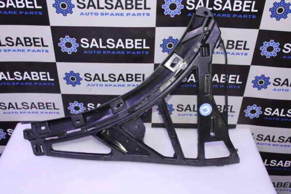 Porsche Cayenne Front Bumper Bracket 7P5807178