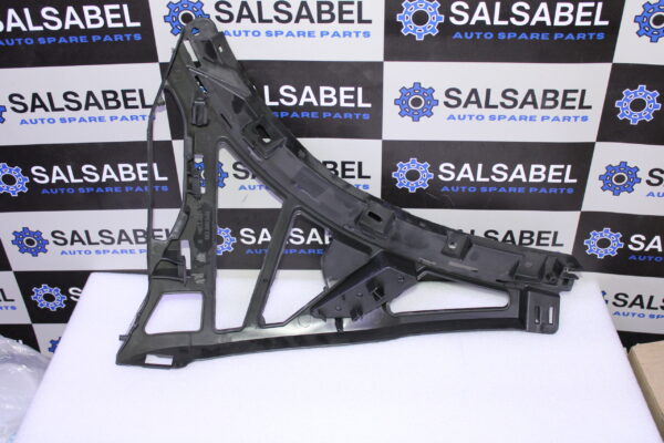 Porsche Cayenne Front Bumper Bracket 7P5807178