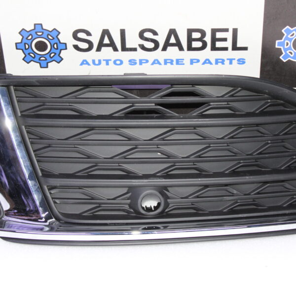 AUDI AIR GUIDE GRILLE 4K0807647 9B9