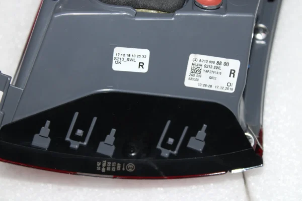 Mercedes Benz E Class W213 Tail Lamp Right Side 2139068800