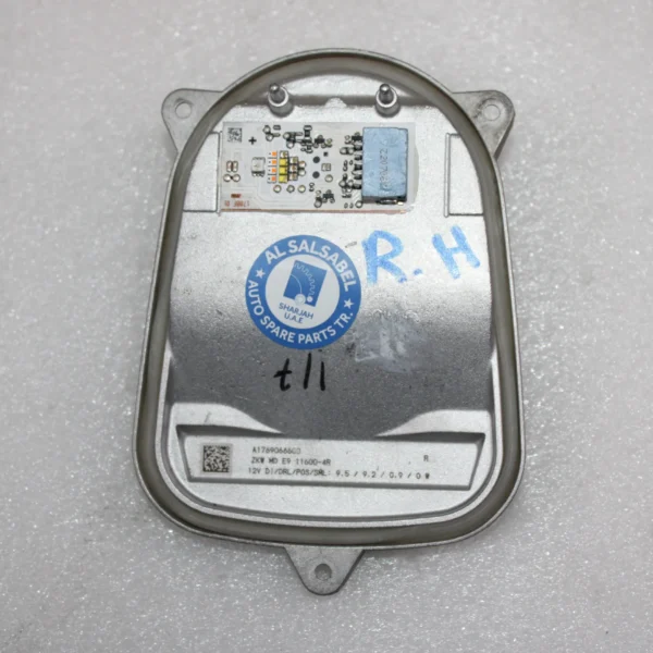 Mercedes Benz A CLA Right LED DRL Control Module Unit A1769066600