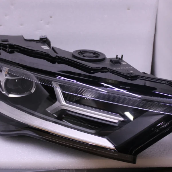 AUDI Q7 HEADLIGHT USA RIGHT 4M0941012B