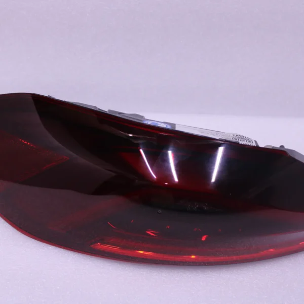 BMW X6 G06 LCI Rear light LED side panel left 63217421113