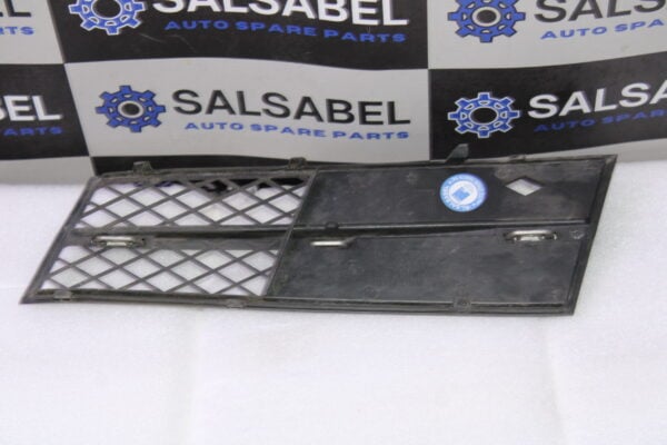 Bmw 5 Series F10 Grille Air Inlet Partly Closed Right 51117200700