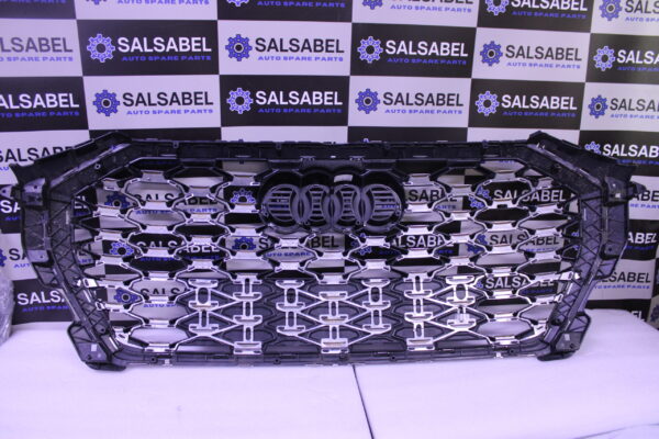 Audi Q3 Grill 83F853651