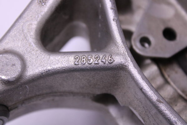 Ferrari 812 Front Right Steering Knuckle Silver Oem 285246
