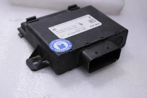 Audi A8 Voltage Stabilizer Control Module 8K0959663A