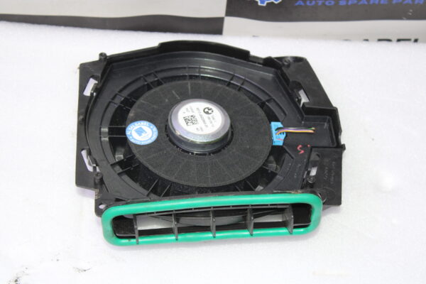 Bmw 3 Series G20 Central Bass Left 65132622565