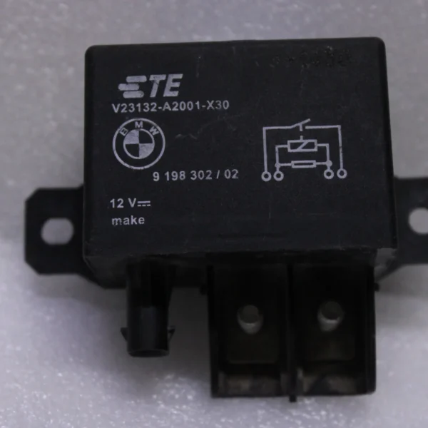 BMW Relay 61369198302