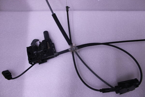 Audi Q5 Hood Lock 2016-2020 80A82350906