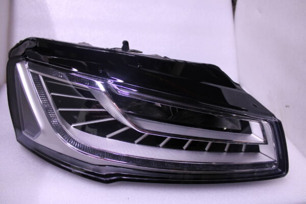 Audi A8 2015 Head Light 4H0941774B