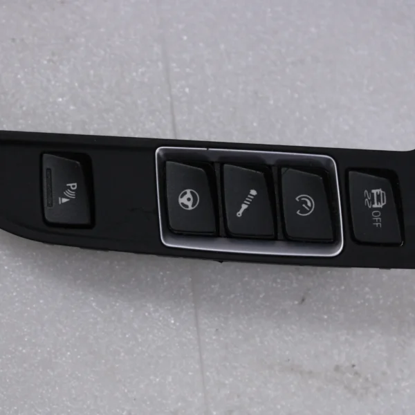 BMW M2 M3 M4 Operating unit centre console 61317850487