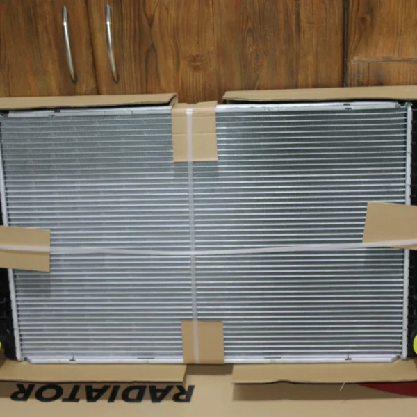 Porsche Cayenne 9YA Radiator 95812125110