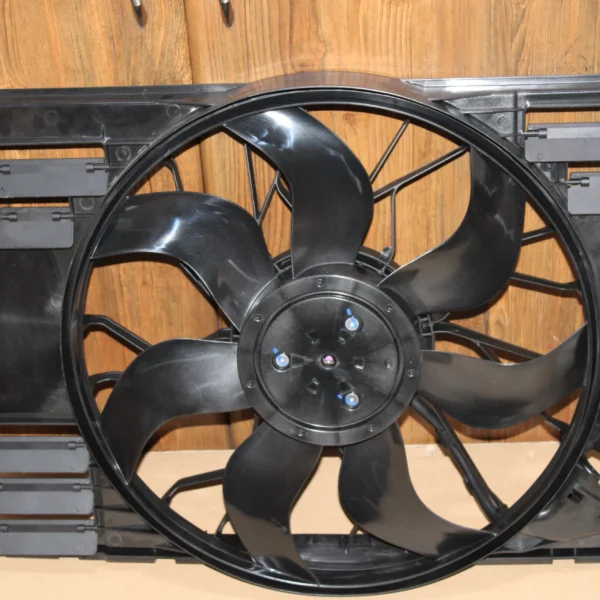 Mercedes Benz A GLA CLA Fan Assembly 2479067906