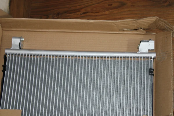Mercedes Benz C E Amg A/C Condenser 0995000454
