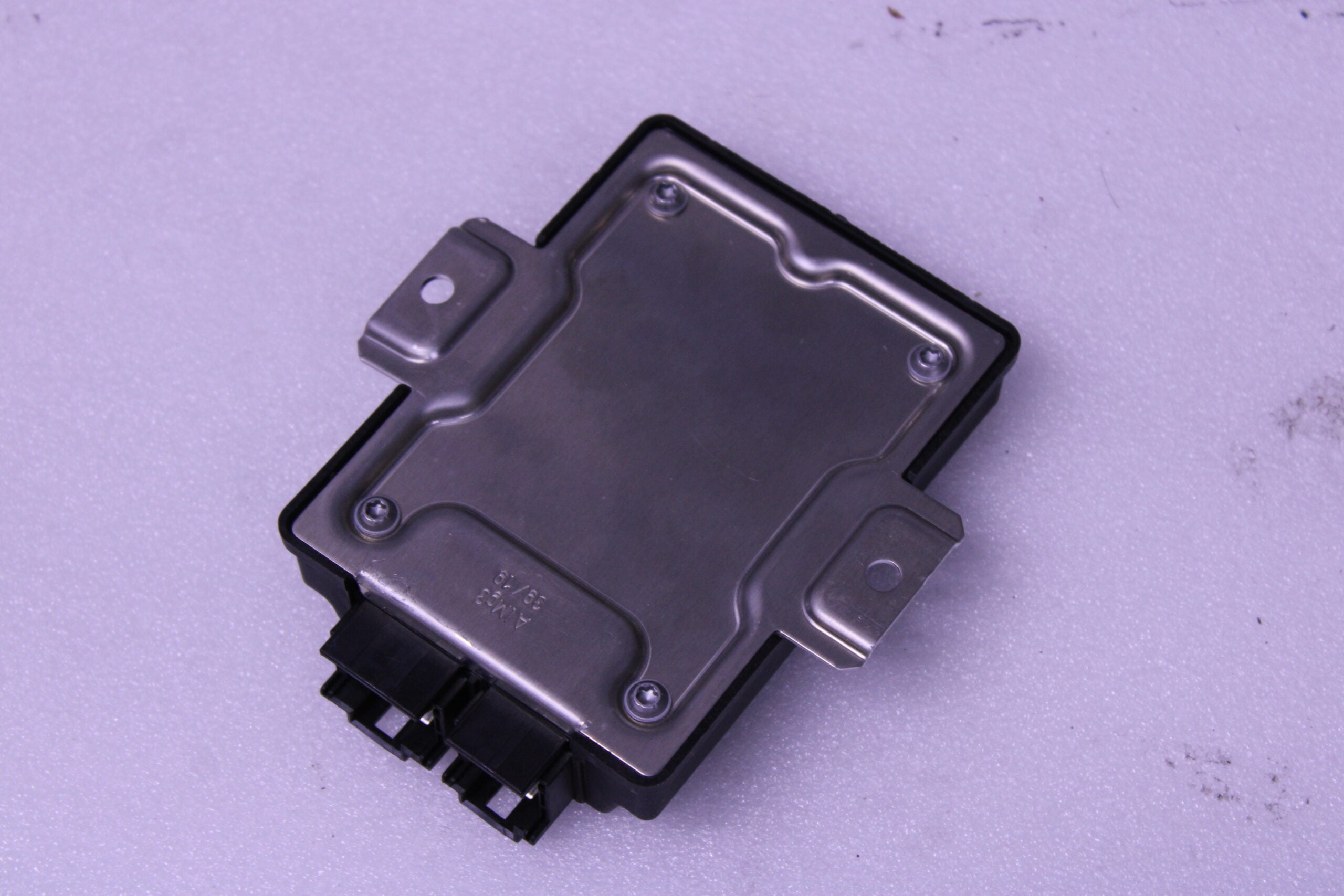 Porsche Panamera Control Unit For Differential Locks 971927771L Porsche Panamera Control Unit For Differential Locks 971927771L