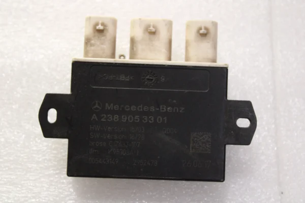 Mercedes Benz Rear Switching Module 2389053301