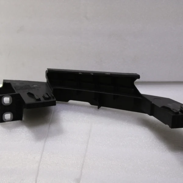 PORSCHE CAYENNE 9Y0 FRONT HEADLIGHT BRACKET 9Y0807572B