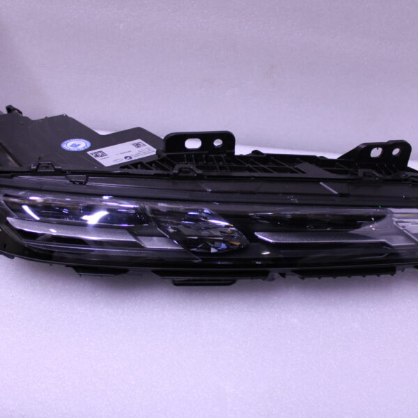 BMW 7 Series G70 Headlight LED crystal right 9879936