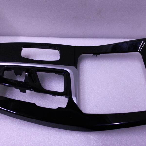 BMW X3 G01 CENTRE CONSOLE SURROUND TRIM GLOSS BLACK 6938275804