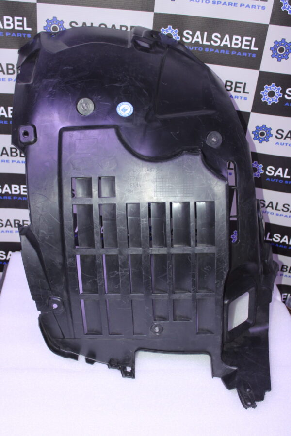 Land Rover Front Right Wheel Arch Liner Jpla16A573A