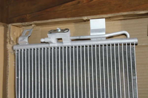 Audi Q5 A/C Condenser With Fluid Reservoir 80D816411A