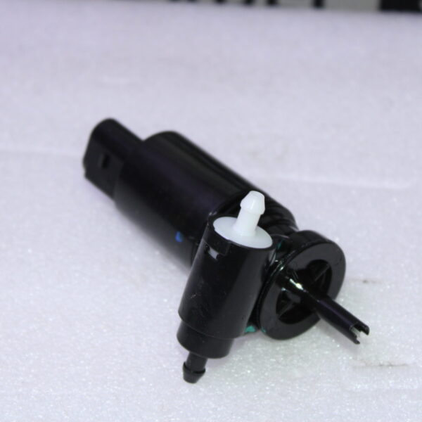 MERCEDES BENZ A CLASS WINDSHIELD WASHER PUMP 2468660000