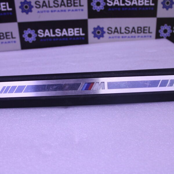 BMW Insert entrance front 51478069271