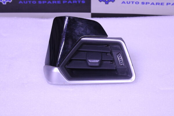 Bmw G20 Dashboard Air Vent Right 6848619