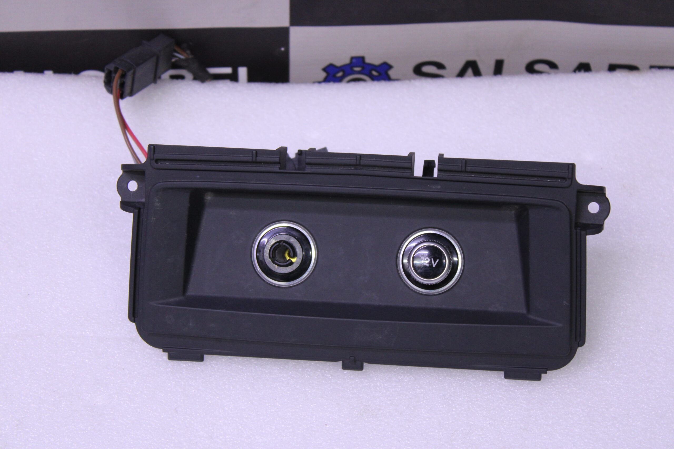 Audi Q7 Trim For Socket 4M0863440 6Ps Audi Q7 Trim For Socket 4M0863440 6Ps