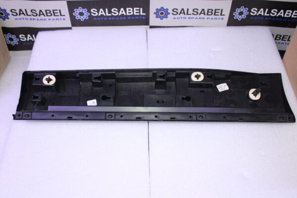 Range Rover Rear Right Door Molding 274A48A