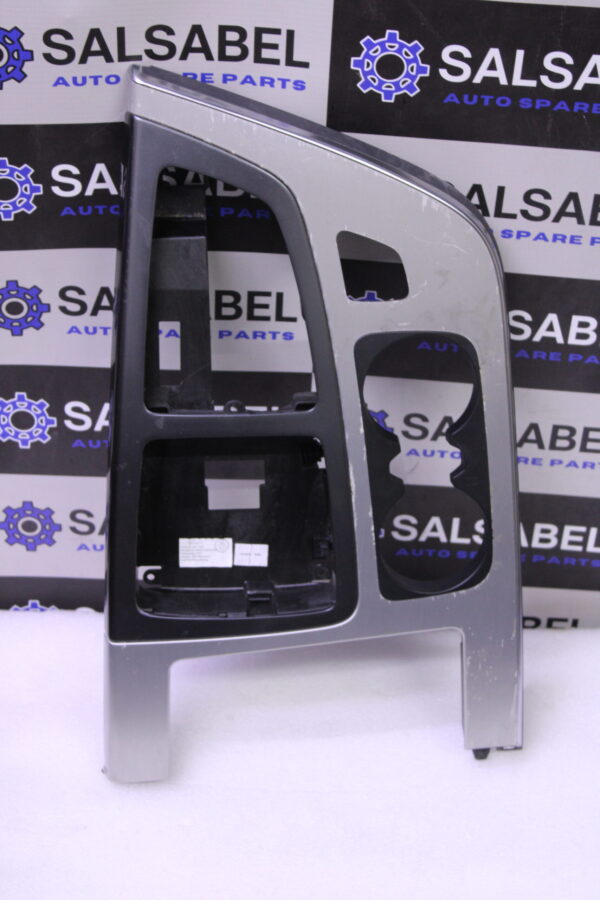 Audi Q7 Insert Centre Console 4M2864241F Ntj