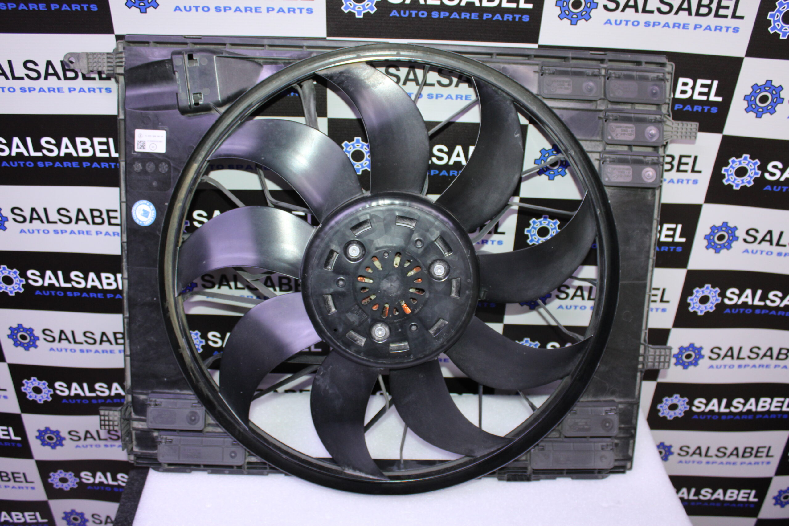 Mercedes-Benz Cooler Fan A2239060800 Mercedes-Benz Cooler Fan A2239060800